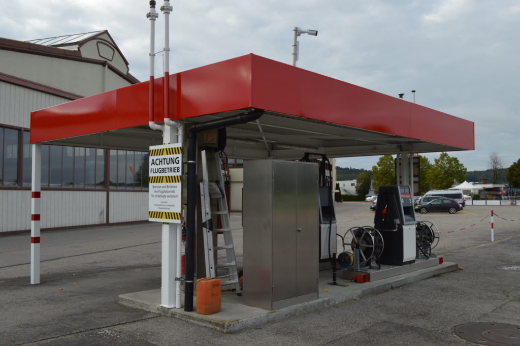 Tankstelle Avgas 100LL / Avgas UL 91